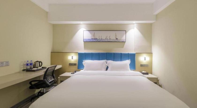 Jingtu Hotel Zhanjiang Dingsheng Plaza Store Esterno foto