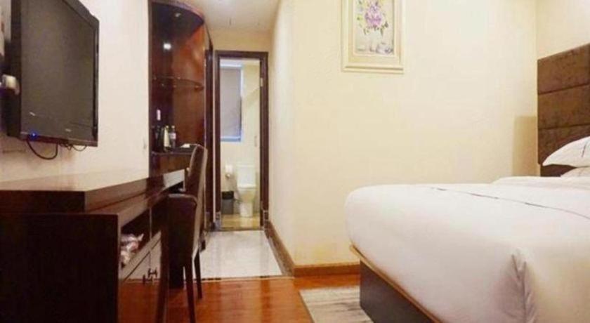 Jingtu Hotel Zhanjiang Dingsheng Plaza Store Esterno foto