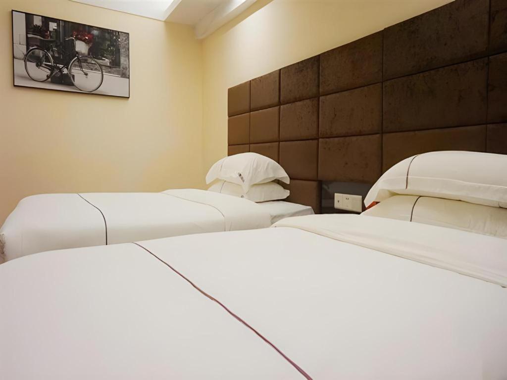 Jingtu Hotel Zhanjiang Dingsheng Plaza Store Esterno foto